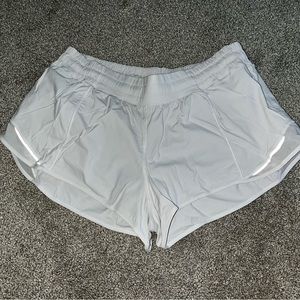 white hotty hot 2.5 inch size 12